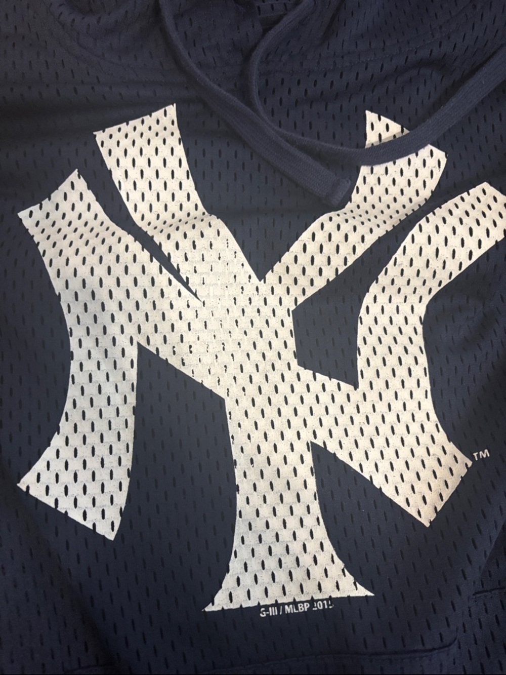 New York Yankees Navy Mesh Logo Pullover - Picture 2 of 3